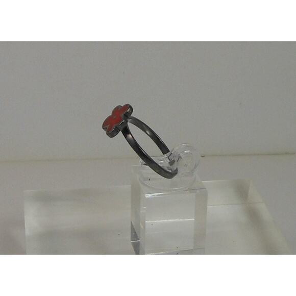 Fun Vibrant Red Flower Ring in Oxidized Sterling Silver - Size 8 - Enamel Resin - Picture 9 of 9